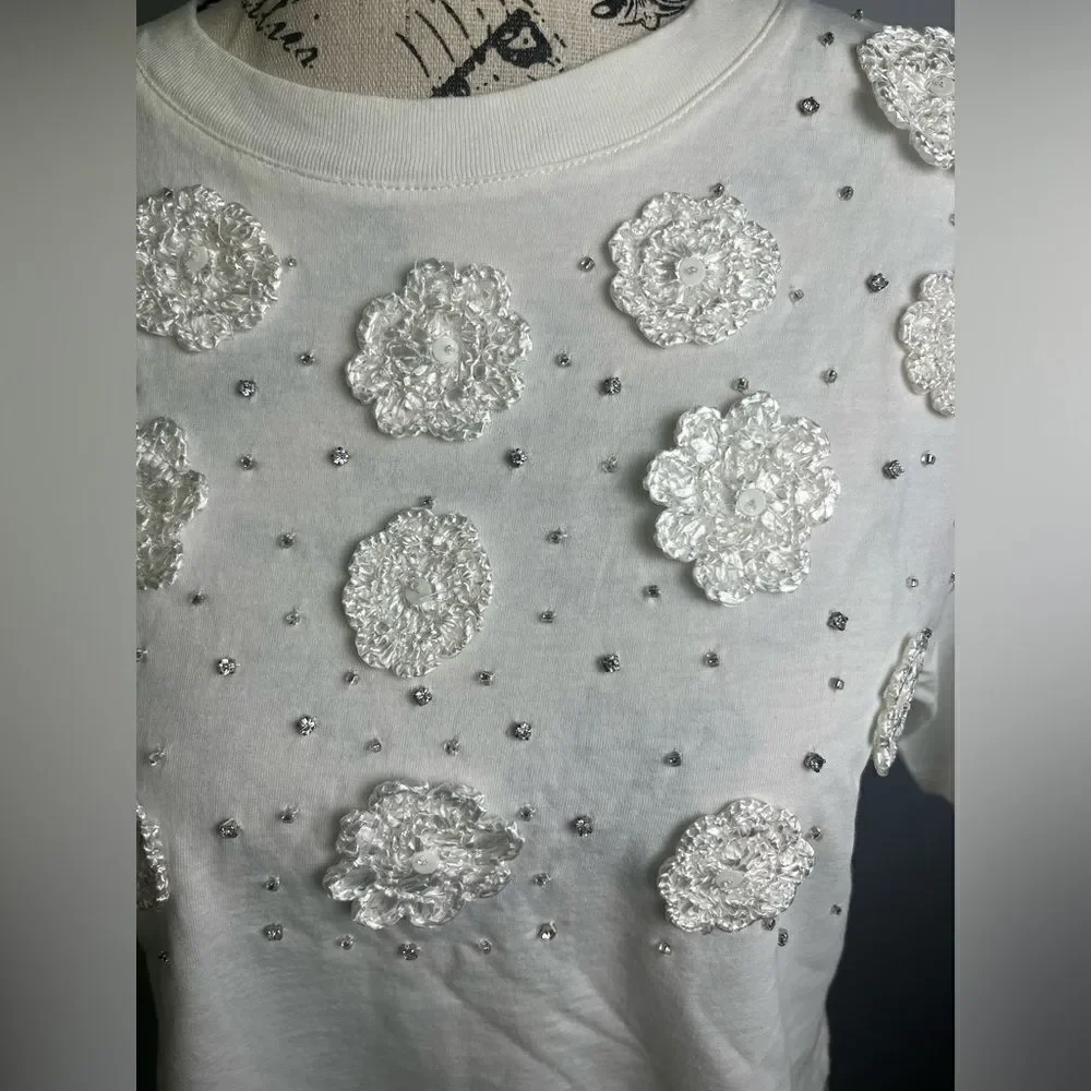 J.Crew Cropped T-shirt with crochet floral appliqués NWT Size XS
